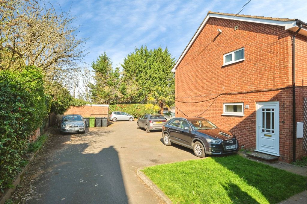 Property photo 3 of 17 Picture No. 12