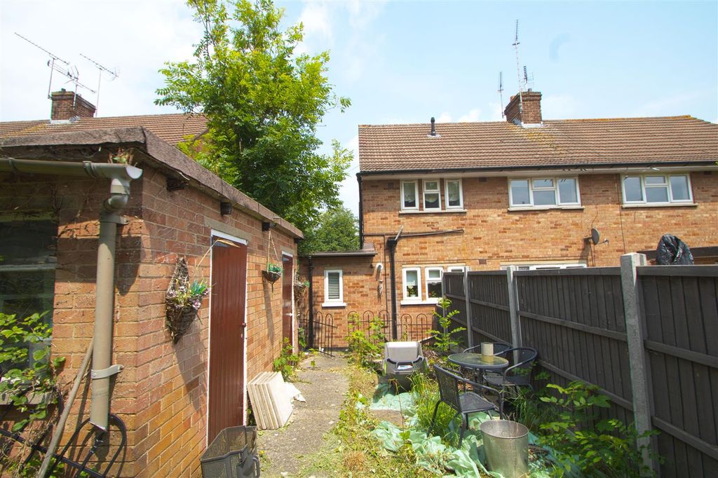Property photo 2 of 8 Rear.Jpg