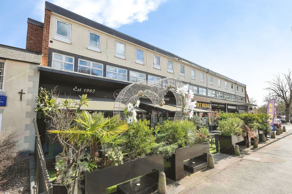 Property photo 1 of 18