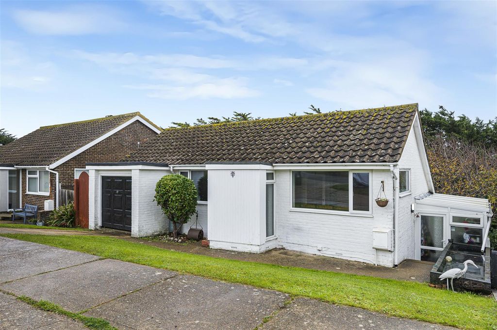 Property photo 1 of 20 Front