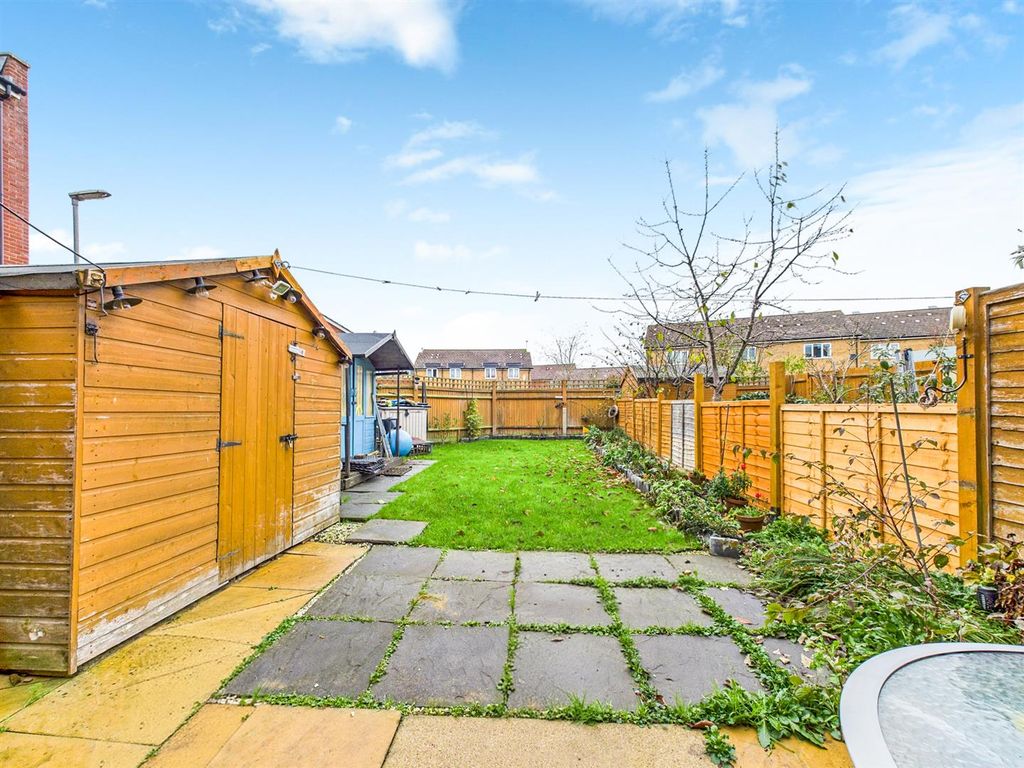 Property photo 2 of 11 Cam02435G0-Pr0094-Still00317643432641764375929.Jpg