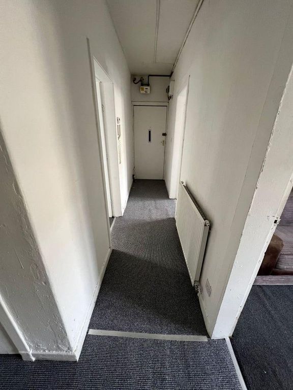 Property photo 2 of 11 Photo 2