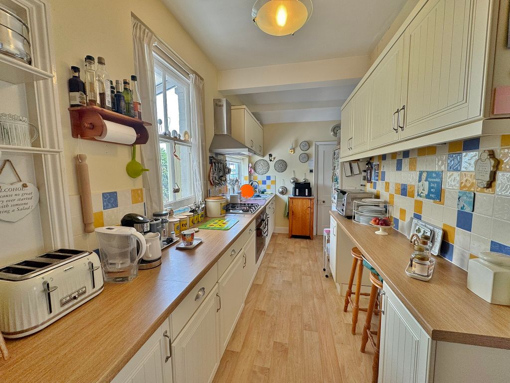 Property photo 3 of 22