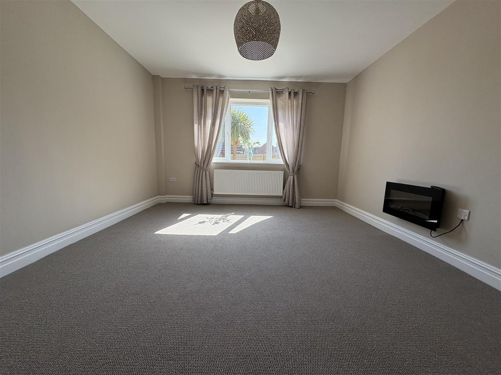 Property photo 2 of 17 Img_1567.Jpeg