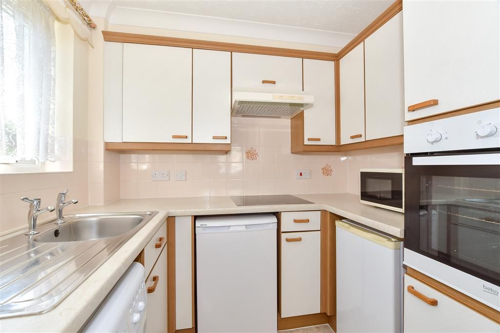 Property photo 2 of 13 Kitchen