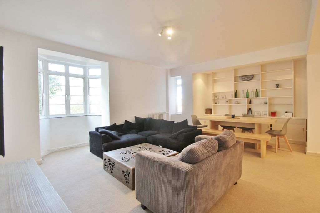 Property photo 1 of 21 Photo 20