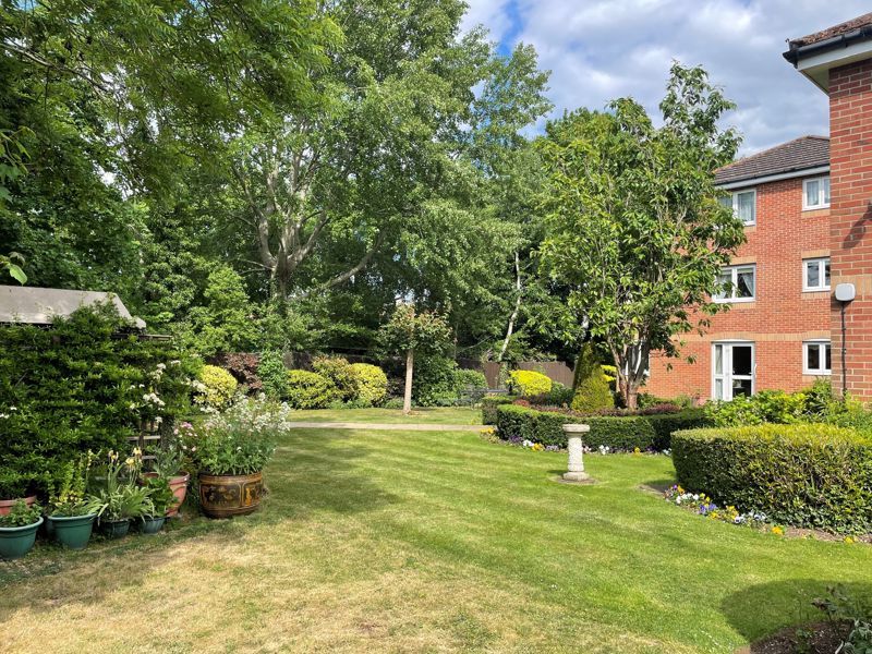 Property photo 3 of 16 Photo 14