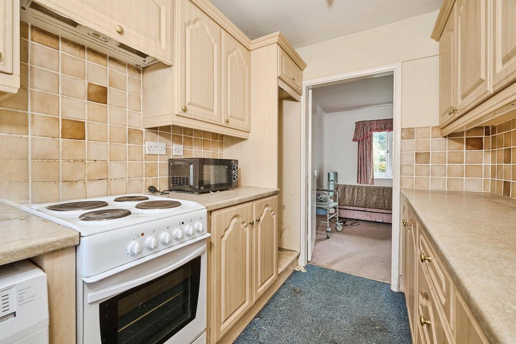 Property photo 3 of 15