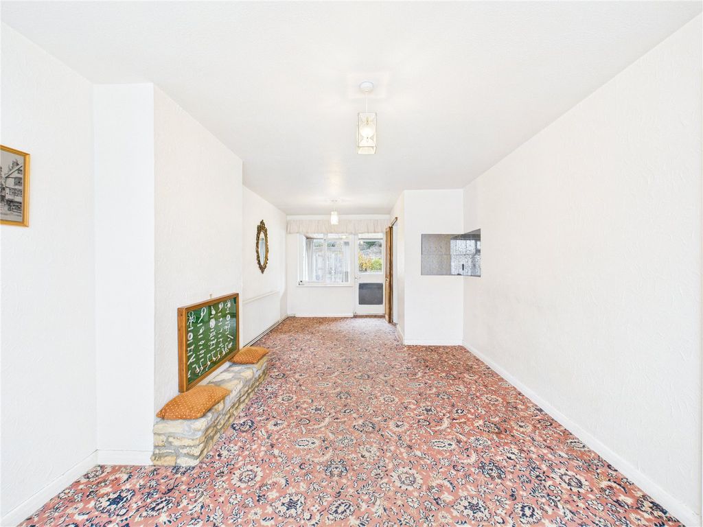 Property photo 3 of 21 Picture No. 06