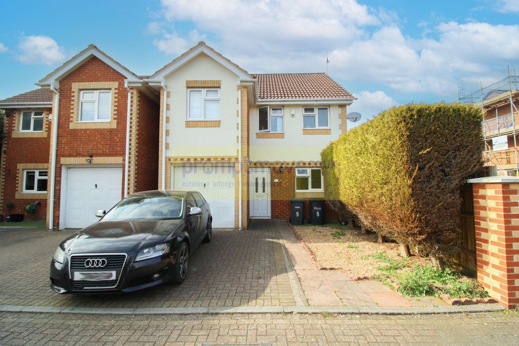 Property photo 1 of 9 Na