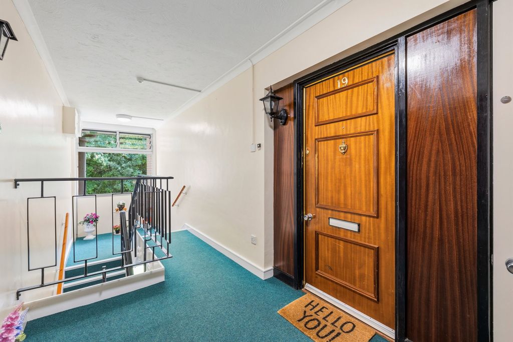 Property photo 3 of 19