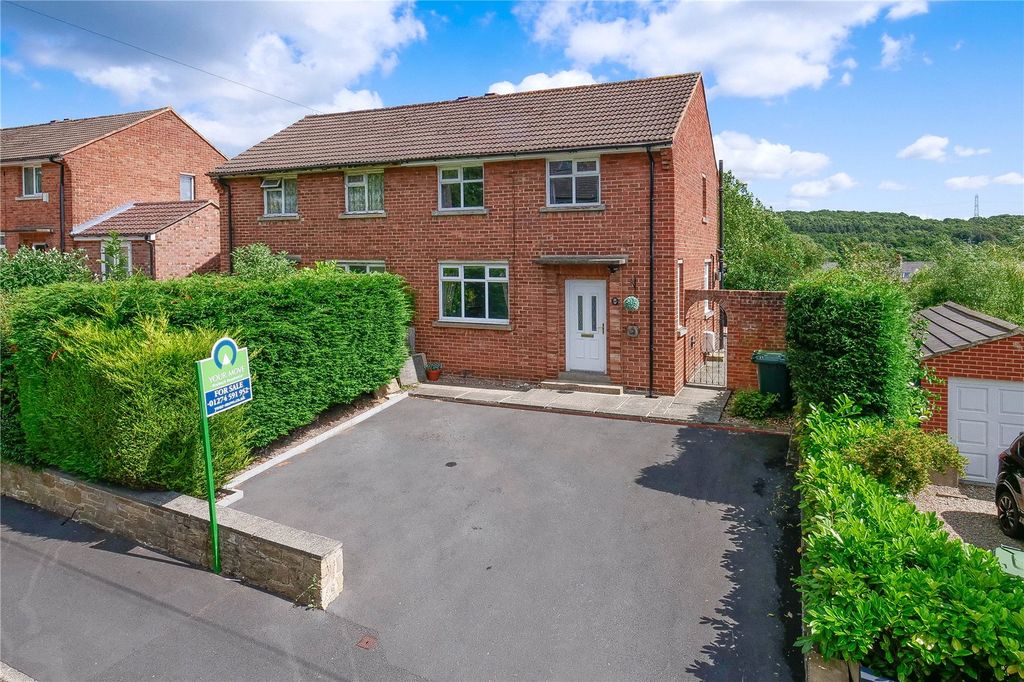 Property photo 2 of 17 Picture No. 31
