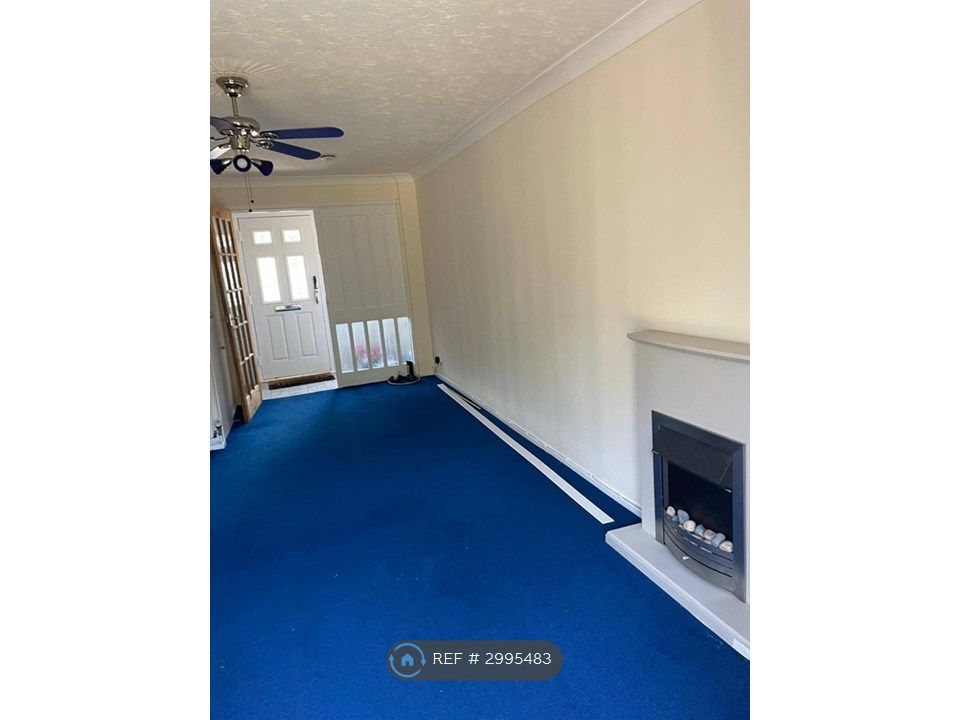 Property photo 3 of 23