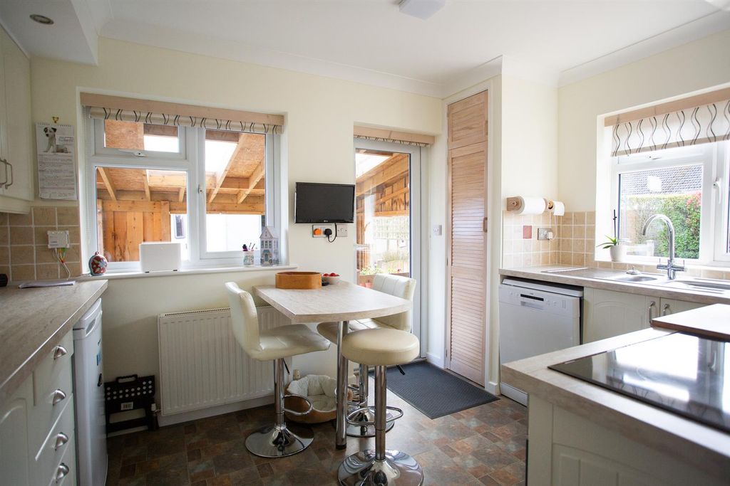 Property photo 2 of 24 Derb8311.Jpg