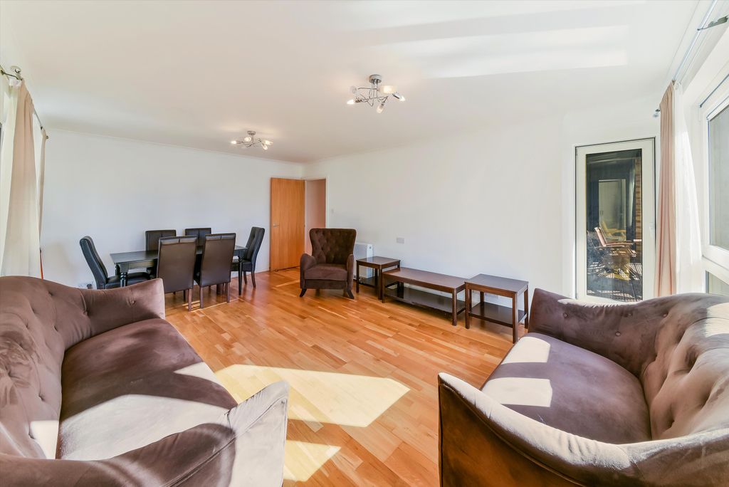 Property photo 3 of 10 Image