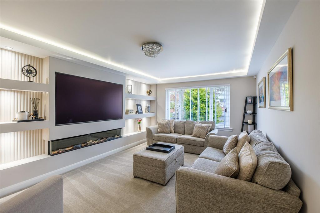 Property photo 2 of 26 Greystone Gardens-15.Jpg