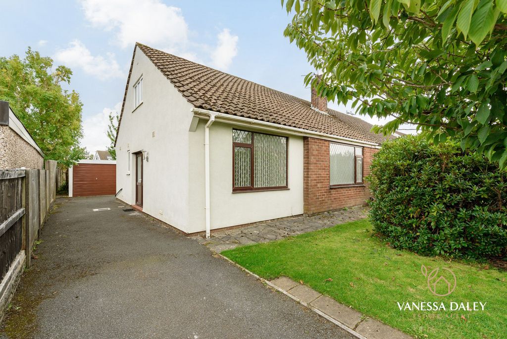 Property photo 1 of 21