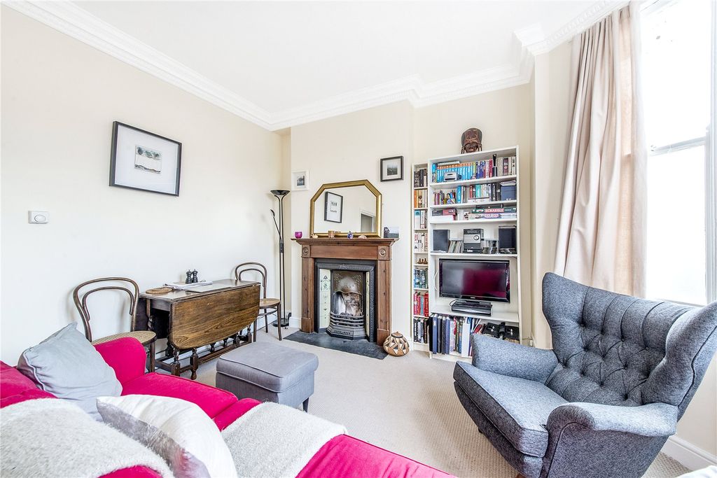 Property photo 2 of 6 Picture No. 08