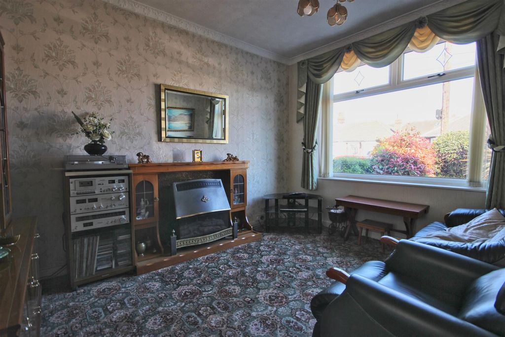 Property photo 2 of 9 Telford (7).Jpg