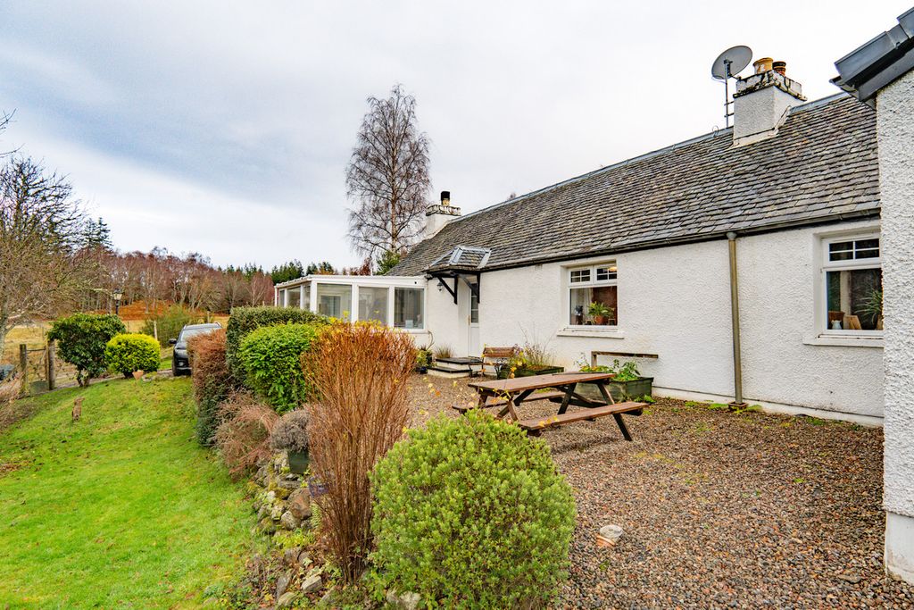 Property photo 1 of 29