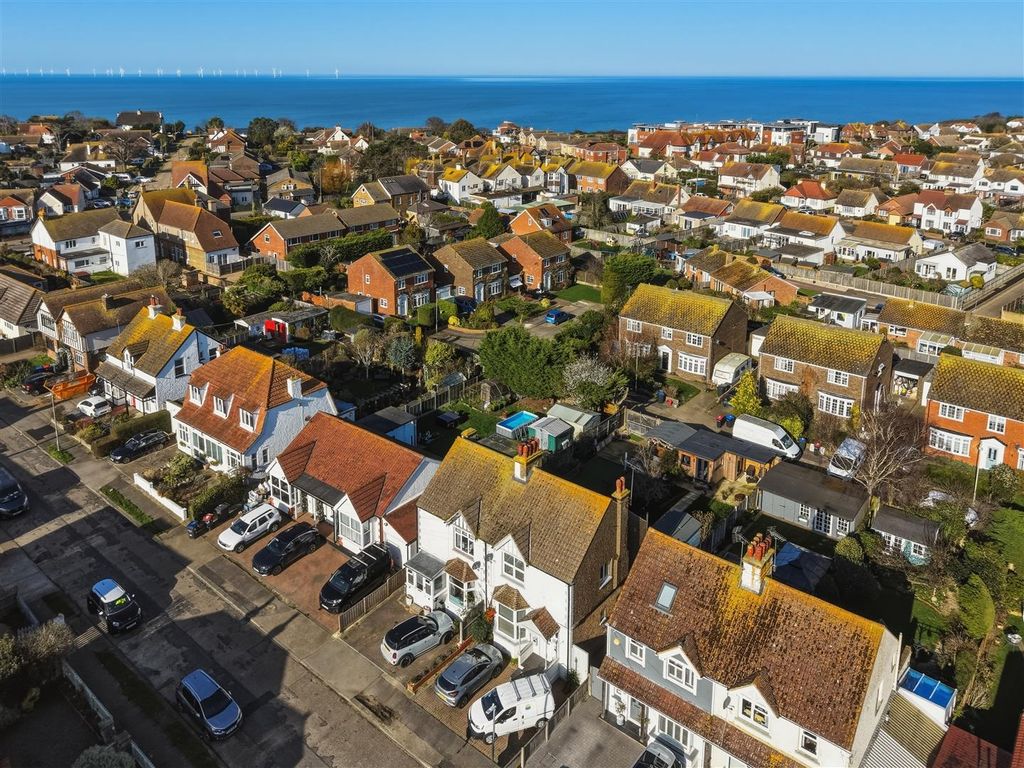 Property photo 2 of 33 Dji_20260225142200_0096_D.Jpg