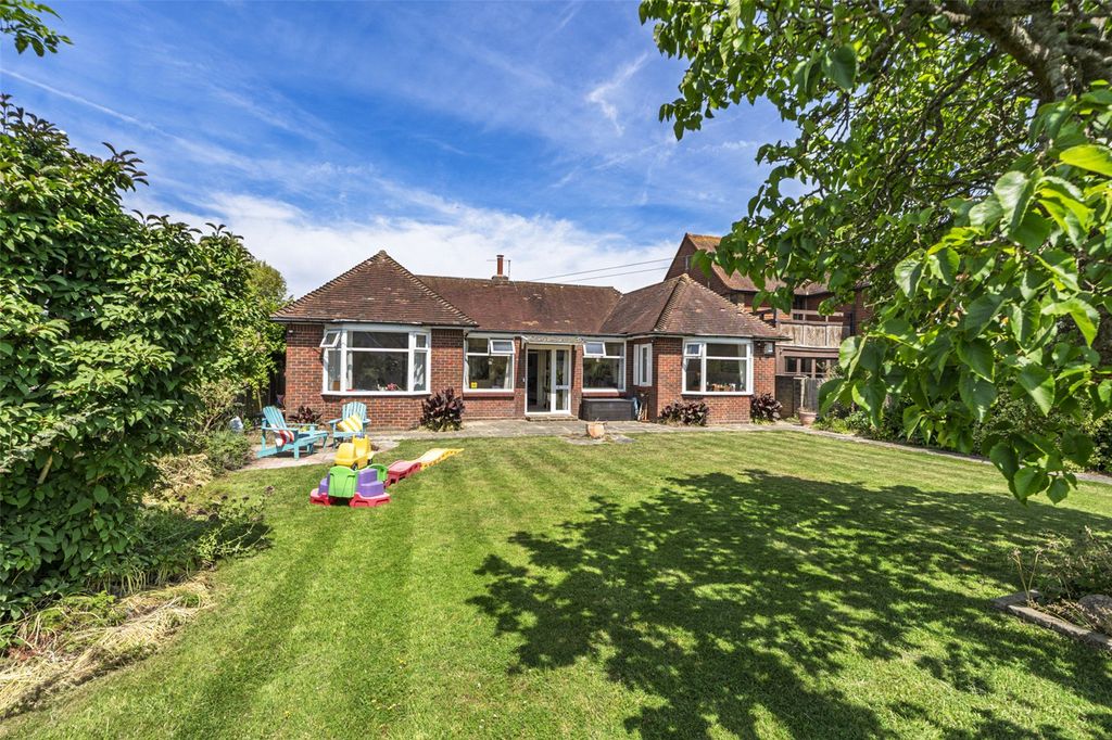 Property photo 1 of 33 Picture No. 36