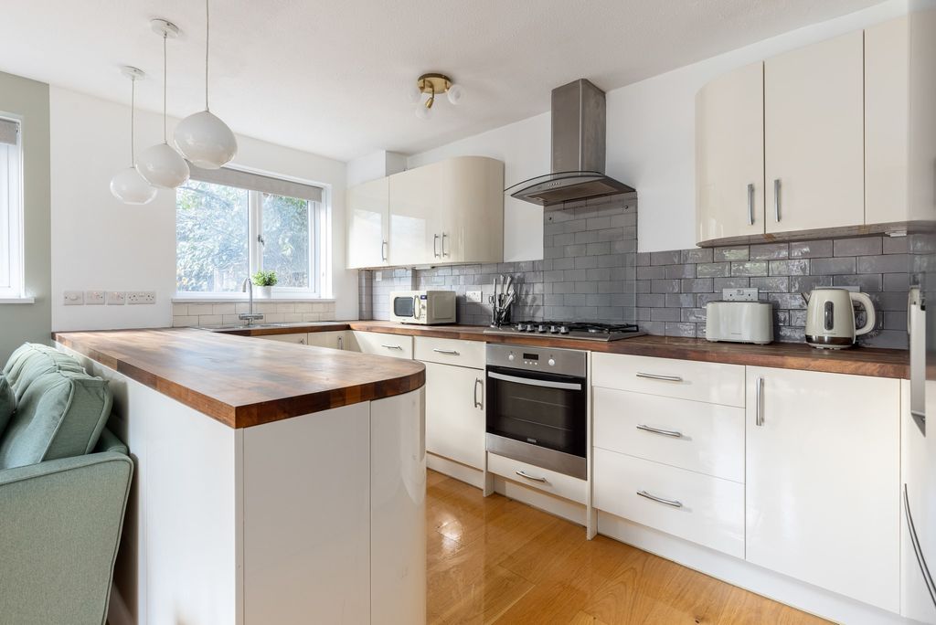 Property photo 2 of 32 Kitchen