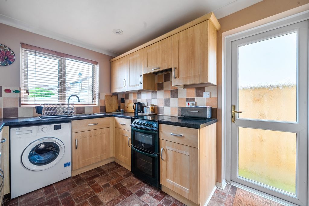 Property photo 2 of 19 7-6Abbb93Ff12A9-1527923-1A0Ed4B83Cf7B-9-1-1