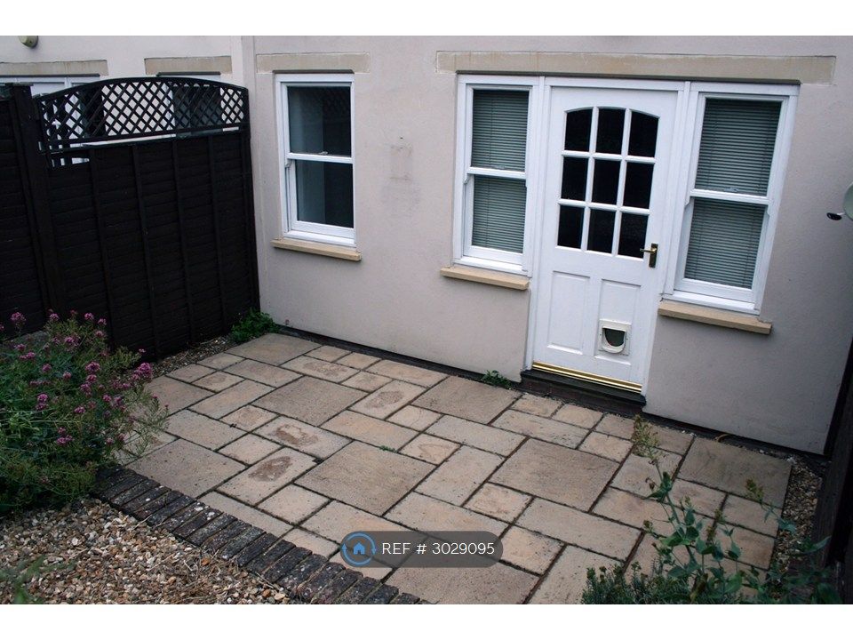 Property photo 2 of 16 Patio Garden