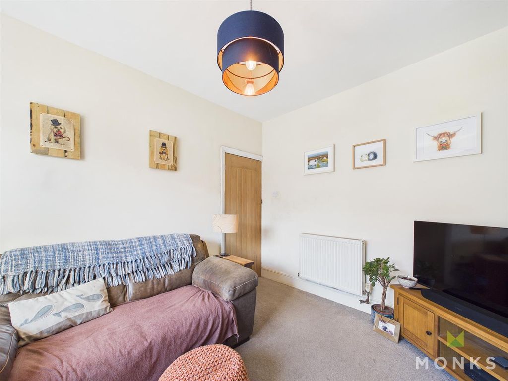 Property photo 3 of 22 Cam01520G0-Pr0373-Still013.Jpg