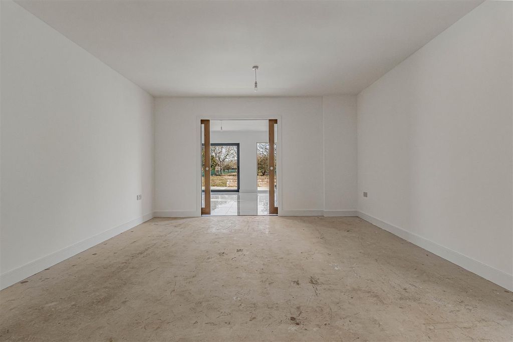 Property photo 3 of 36 29_76256.Jpg