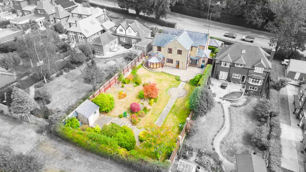 Property photo 1 of 37 4379741