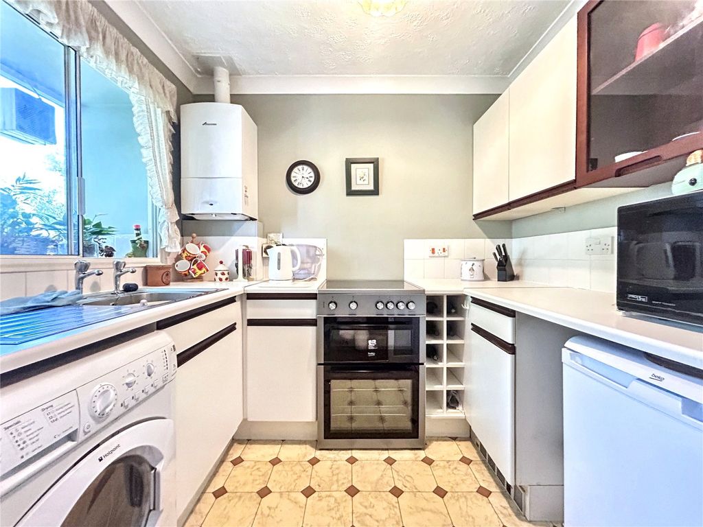 Property photo 3 of 10 Picture No. 05