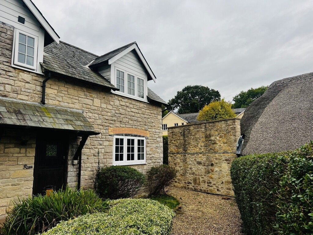 Property photo 2 of 9 Front External