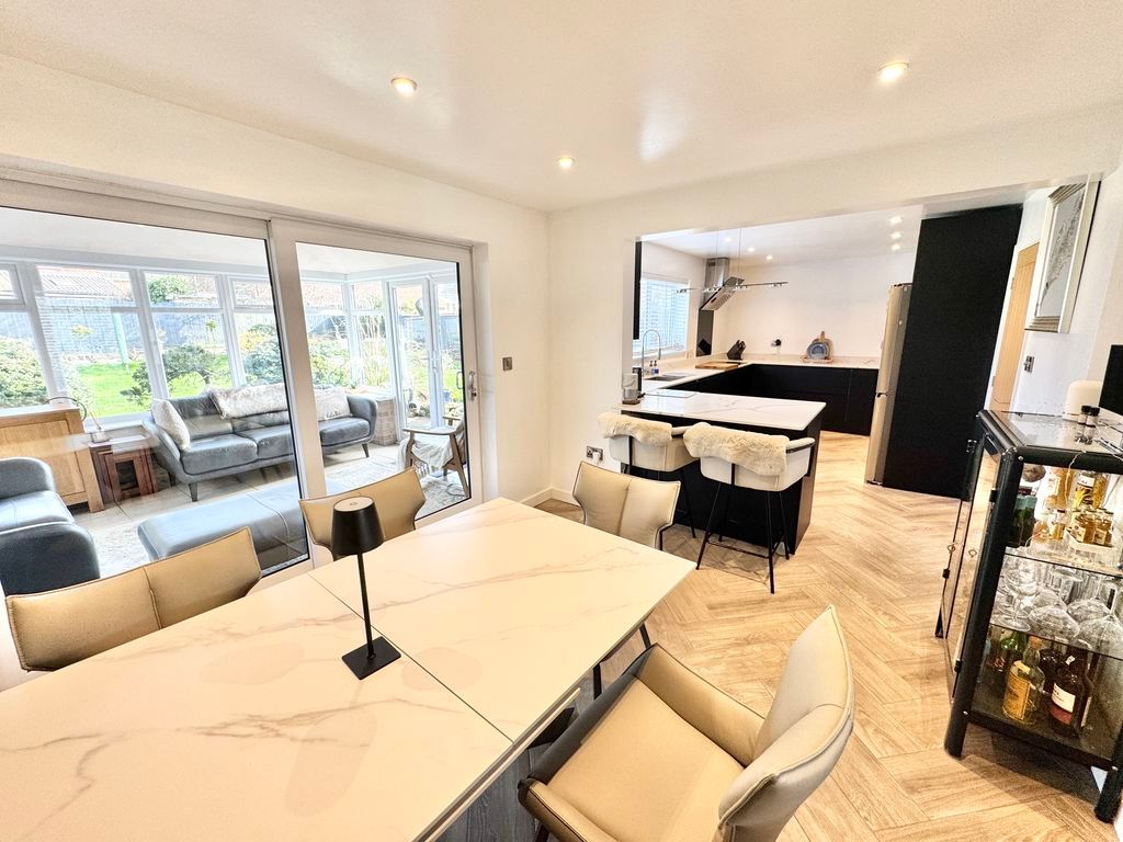 Property photo 2 of 36 Photo 13