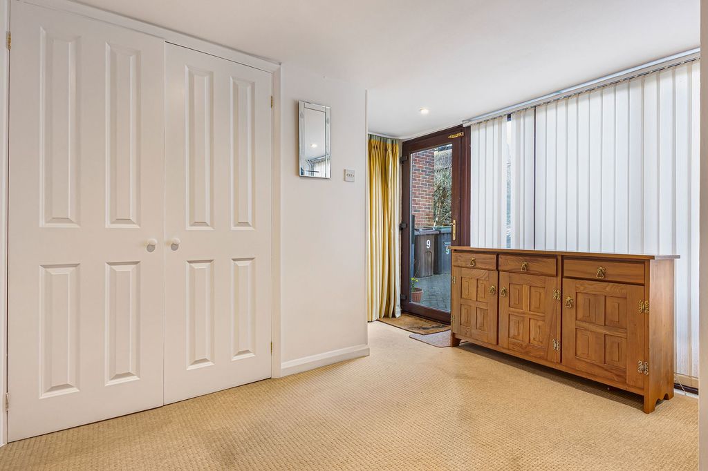 Property photo 3 of 50