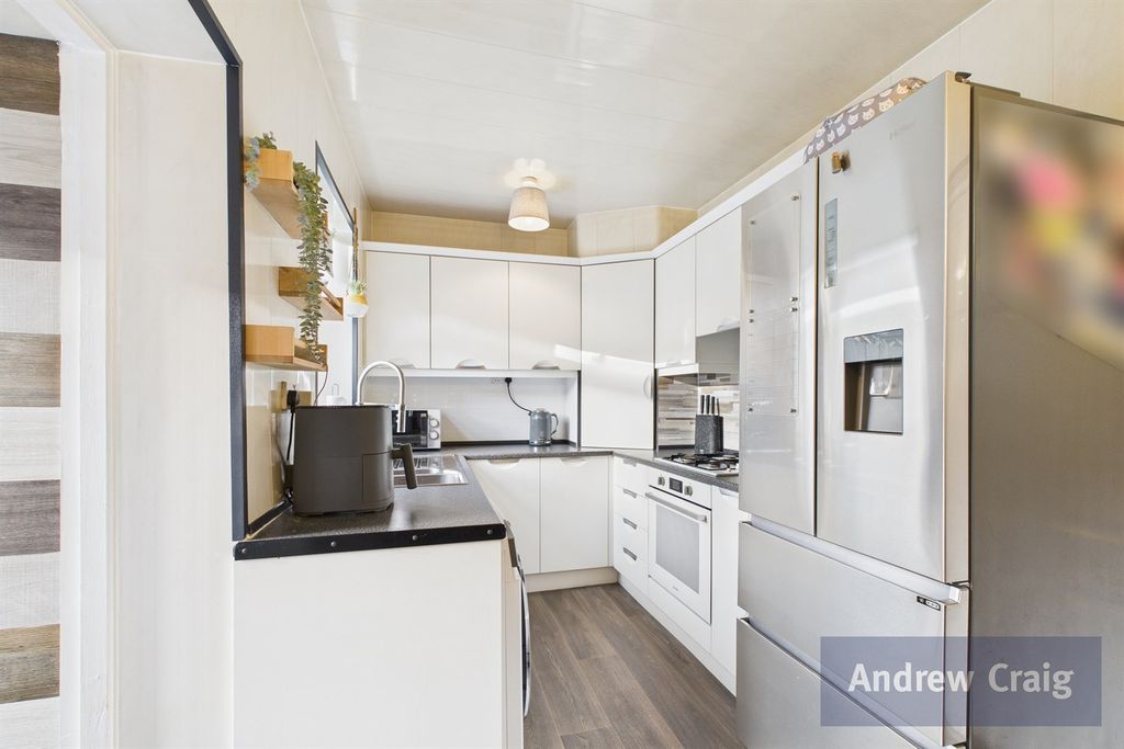 Property photo 1 of 15 Kitchen Diner