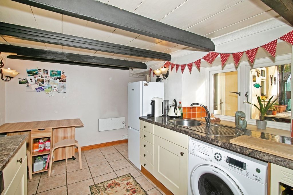 Property photo 3 of 17 Photo