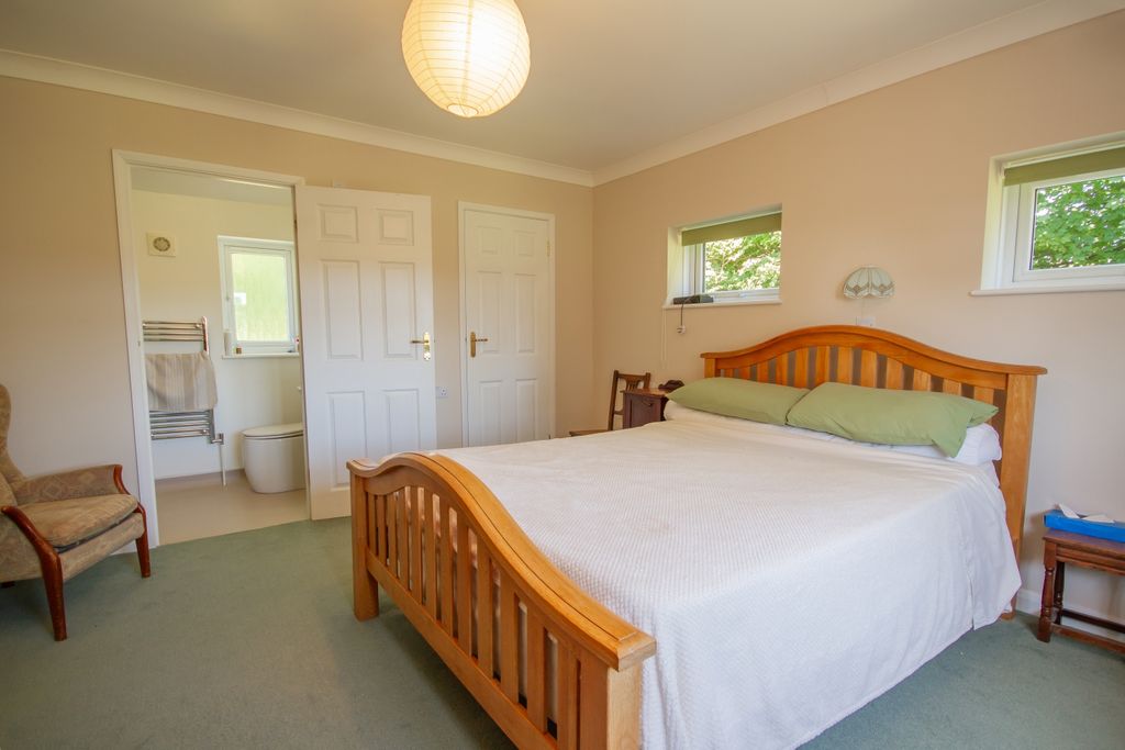 Property photo 2 of 17 Tps 01726 217 888-94