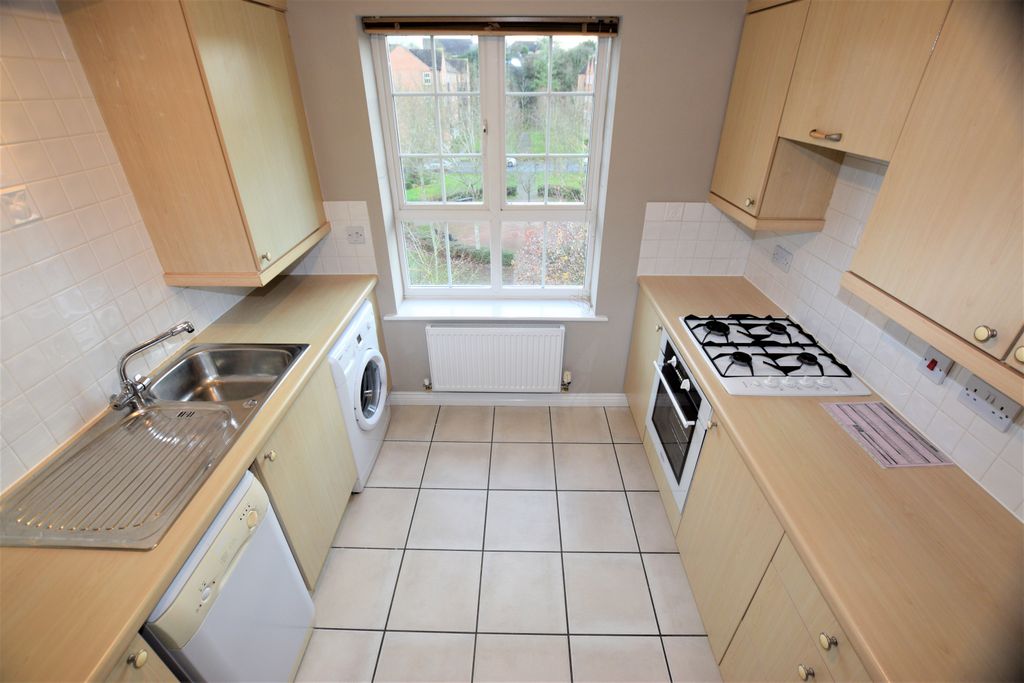 Property photo 3 of 10 Photo 03