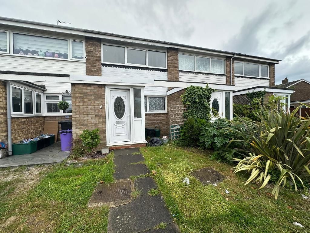Property photo 1 of 3