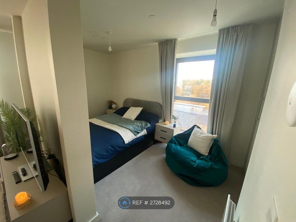 Property photo 2 of 8