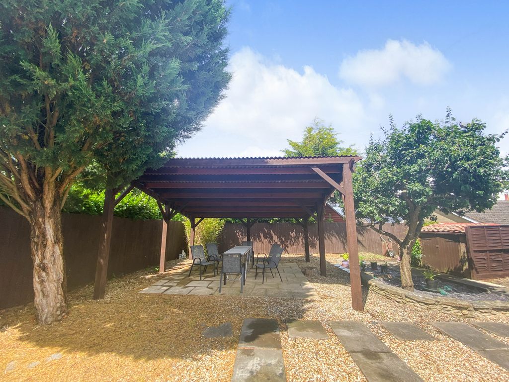 Property photo 3 of 29 Patio Covered By Large Pergola (With Power)