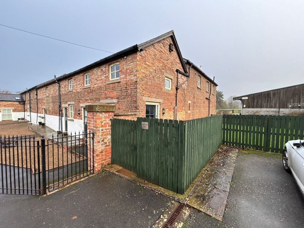 Property photo 1 of 15 External