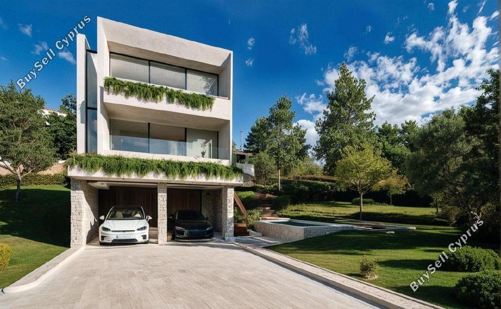 Property photo 3 of 5