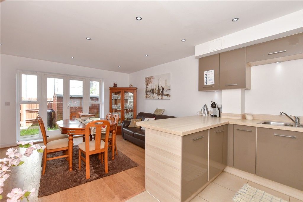 Property photo 1 of 11 Kitchen/Diner