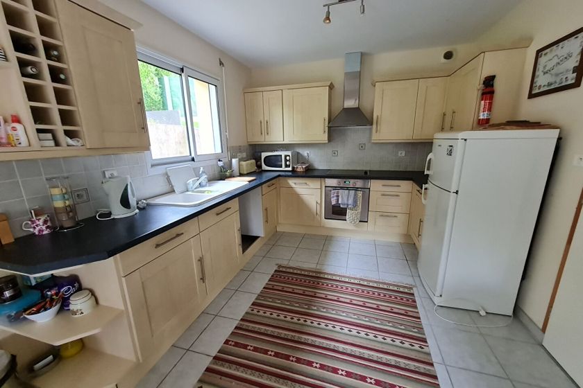 Property photo 3 of 16