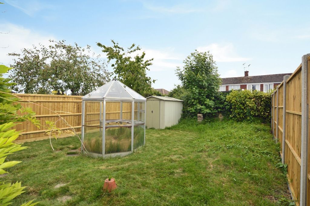 Property photo 2 of 12