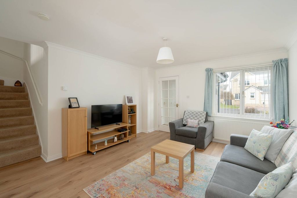 Property photo 2 of 17 Property Image 2