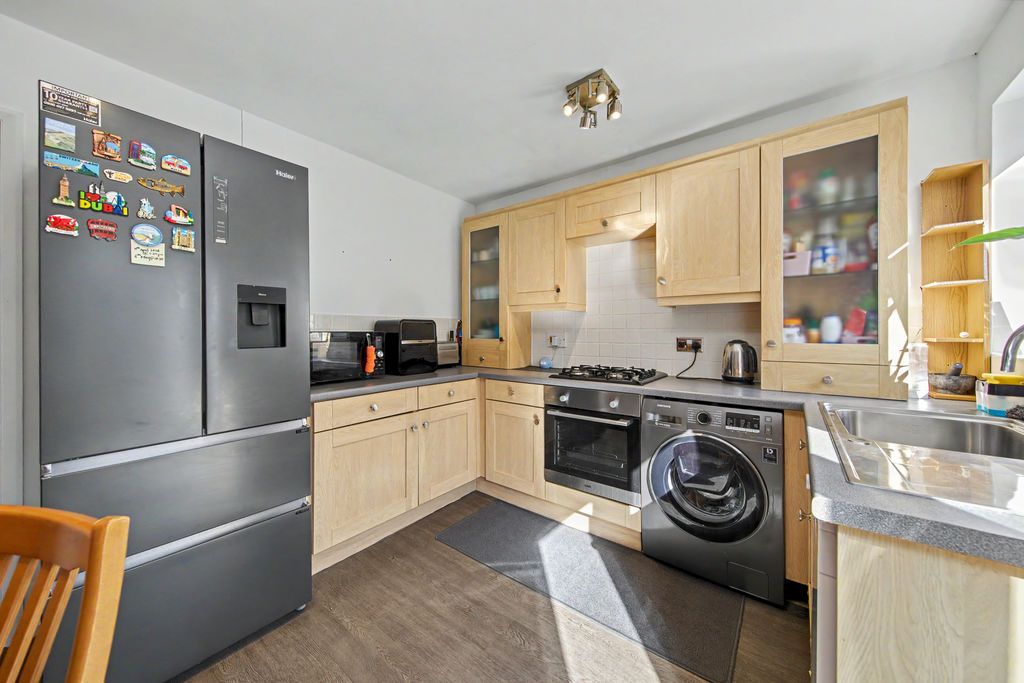 Property photo 3 of 22 Kitchen Diner